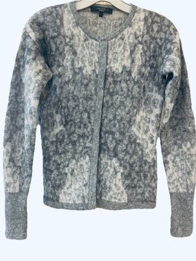Weekend Max Mara Gray and Cream Crewneck Sweater